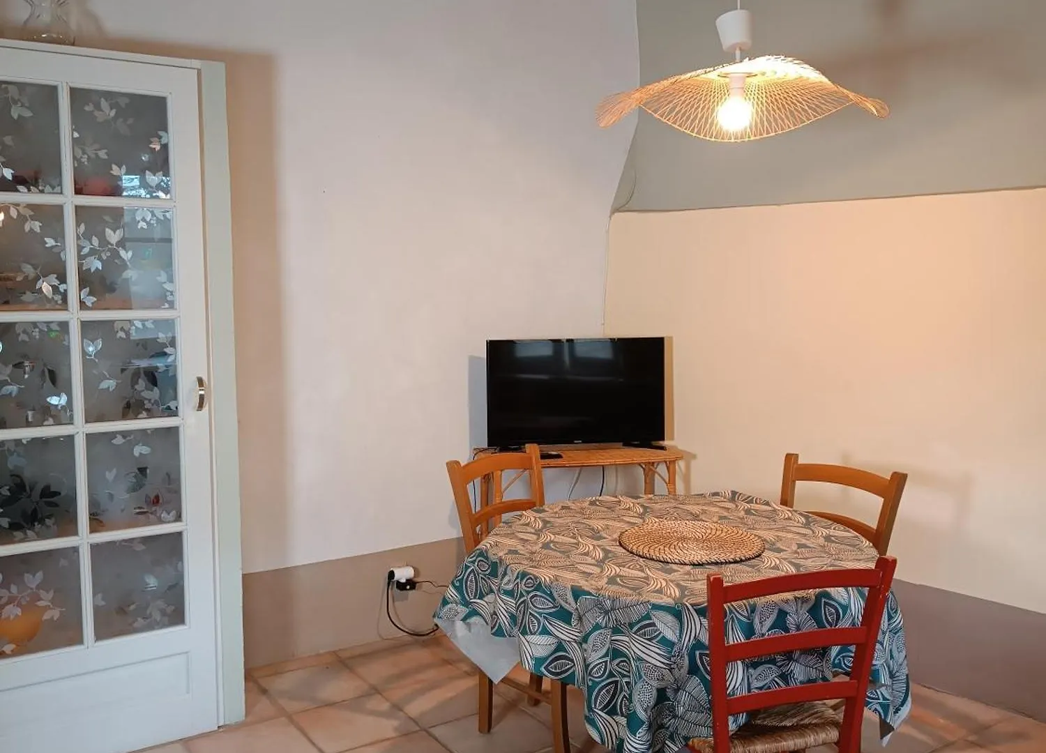 Sous La Vigne Villa Rustrel 0*,  Frankrike