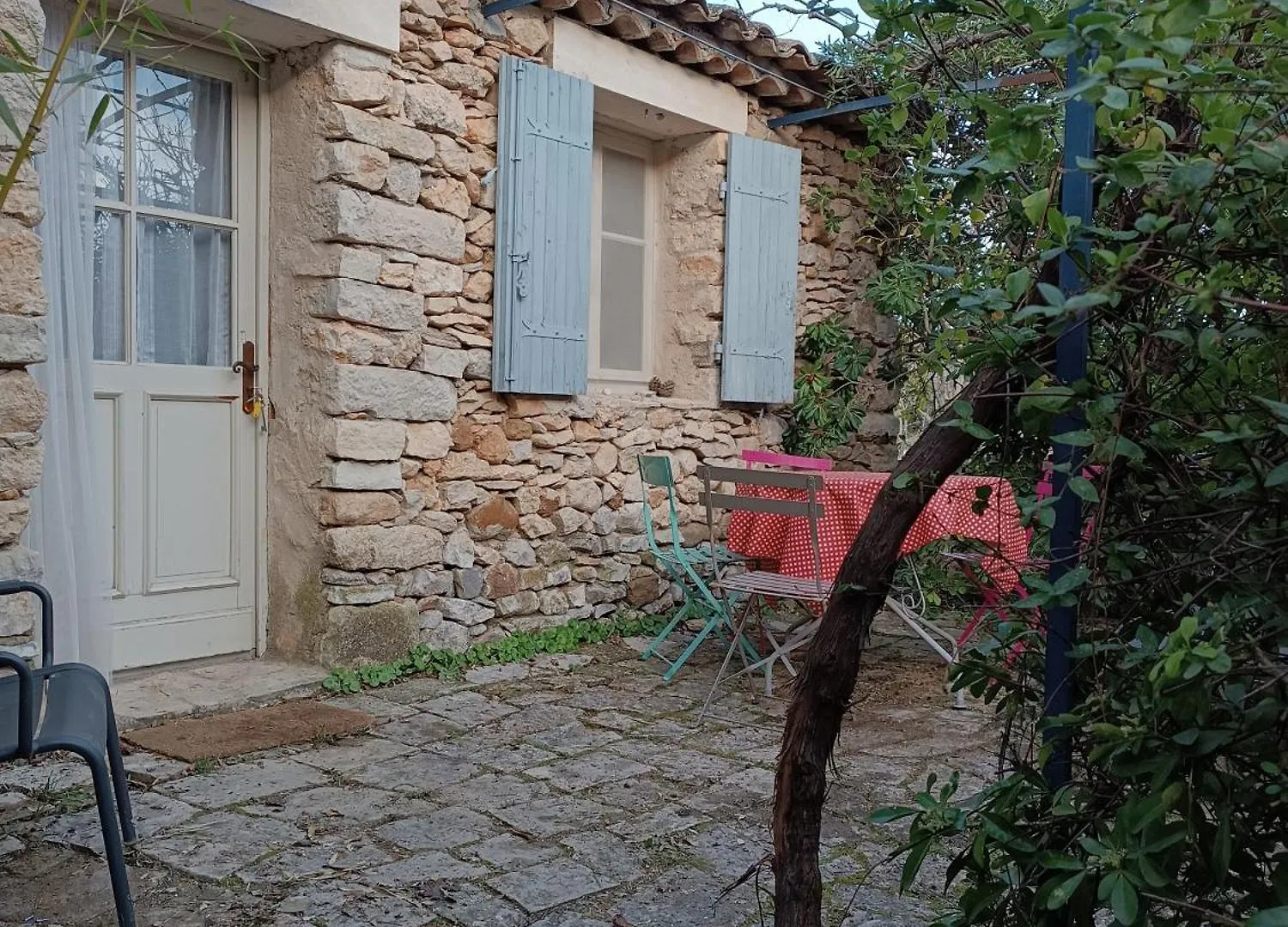 Semesterbostad Sous La Vigne Villa Rustrel Frankrike